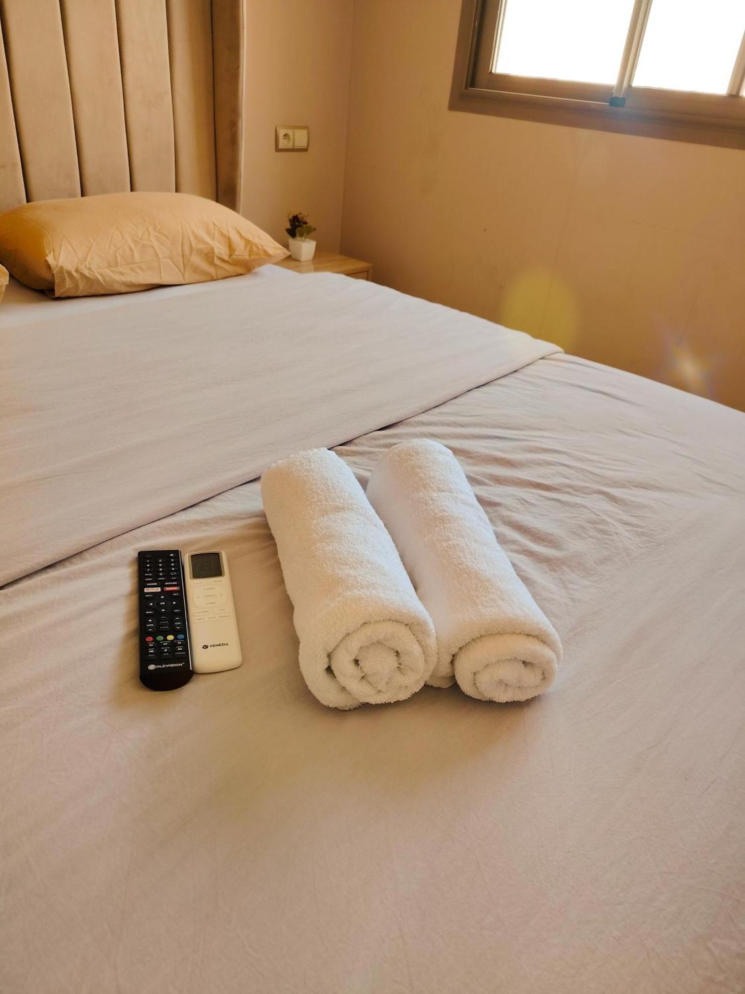 Super Apartement Totalement Neuf A Cote De Marjane Avec La Climatisation Et Wifi Tanger Exterior foto